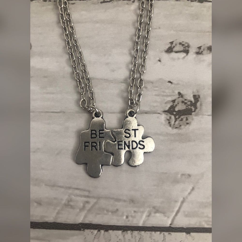 🌼🌸 puzzle necklace